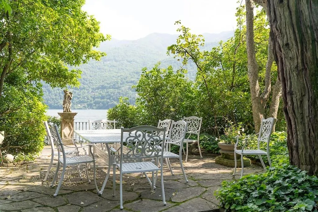 Lakefront 1800S Villa Private Dock, Art Luxury Carate Urio 0*,
