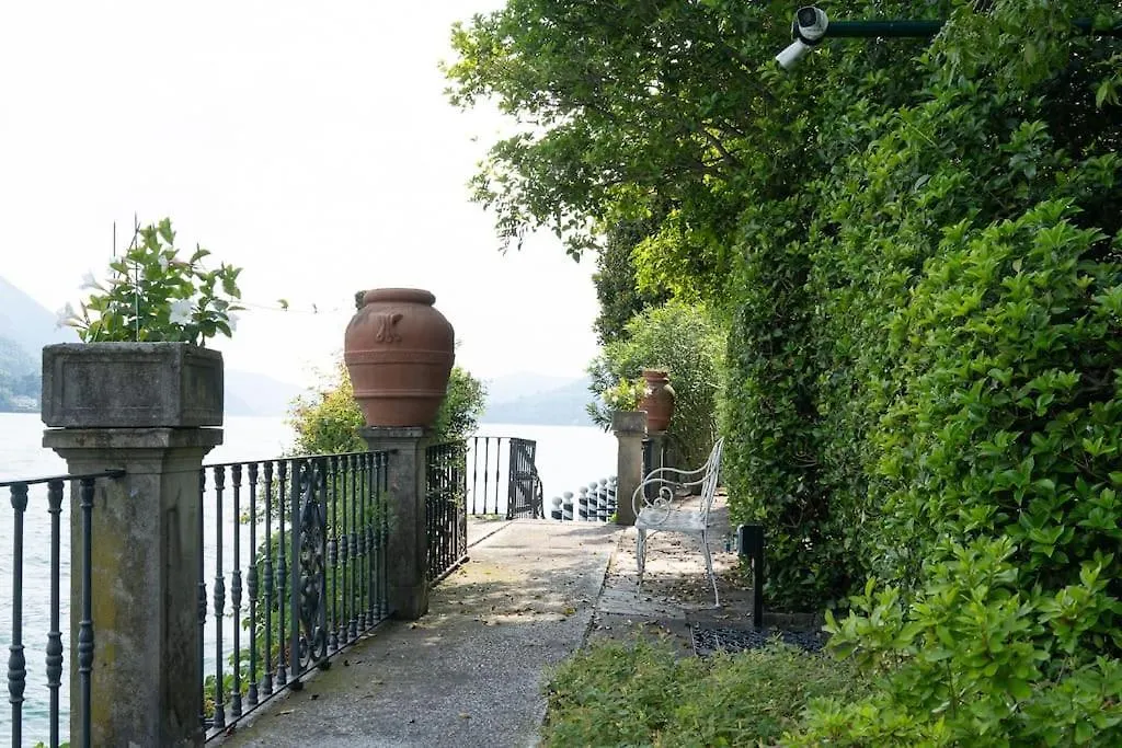 Lakefront 1800S Villa Private Dock, Art Luxury Carate Urio